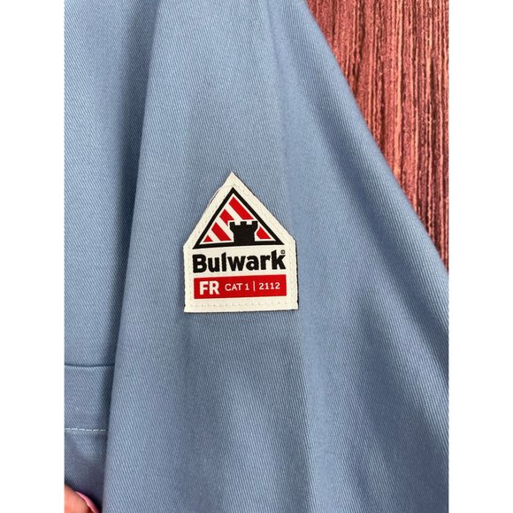 Bulwark FR Cat 1 2122 Lab Coat Men's Size XL Blue 3 Pockets Pass Through - Picture 3 of 11